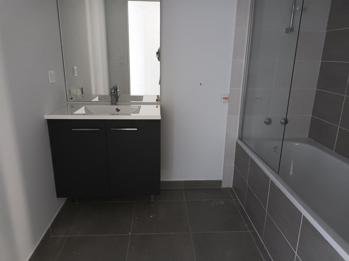 
																																							5 pièces - 
																																						4ème étage - 126m² - 1 925,34 € - Photo #6