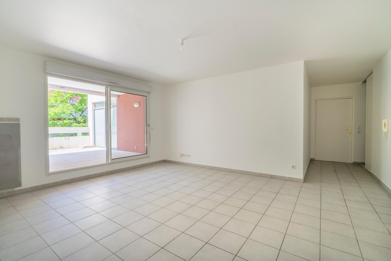 
																																							3 pièces - 
																																						1er étage - 71m² - 252 600 € - Photo #4