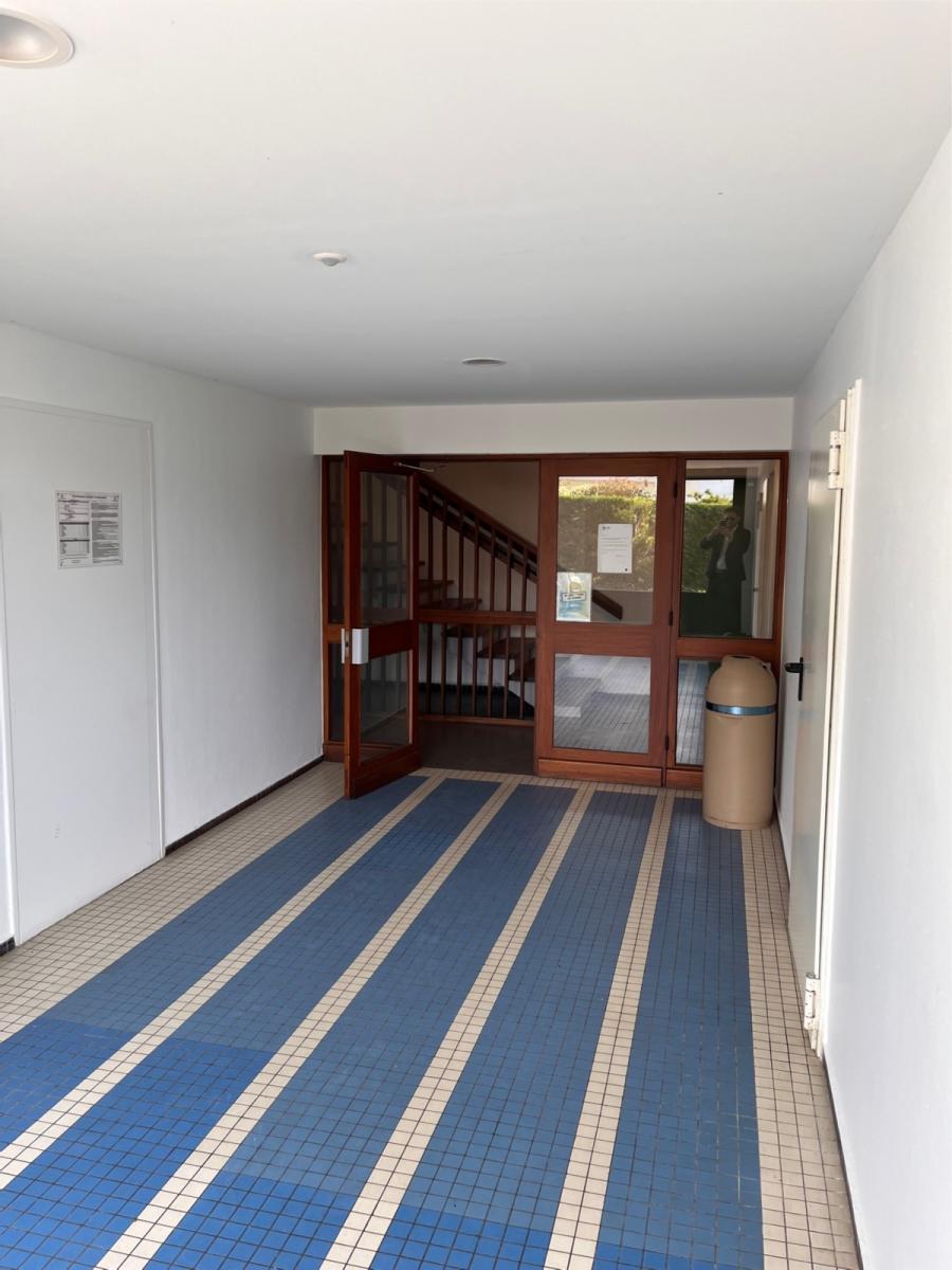 3 pièces - 2ème étage - 61m² - 74 000 € - Photo #2