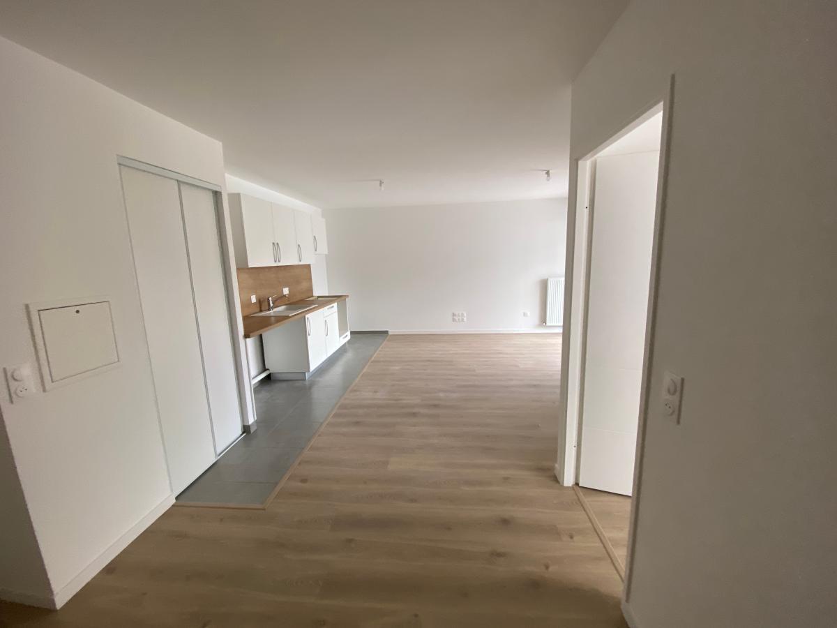 
																			3 pièces - 
																		4ème étage - 61m² - 1 523,17 € - Photo #3