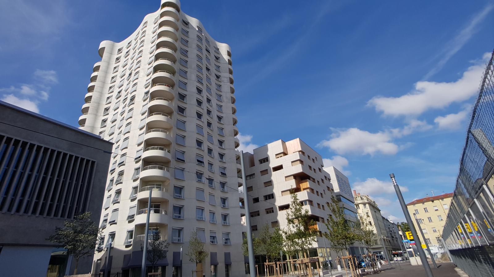 
																																							2 pièces - 
																																						6ème étage - 52m² - 986,92 € - Photo #4