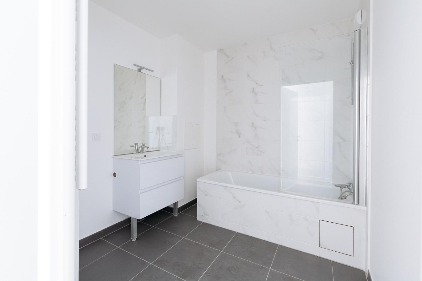 
																			3 pièces - 
																		1er étage - 64m² - 1 280,04 € - Photo #7