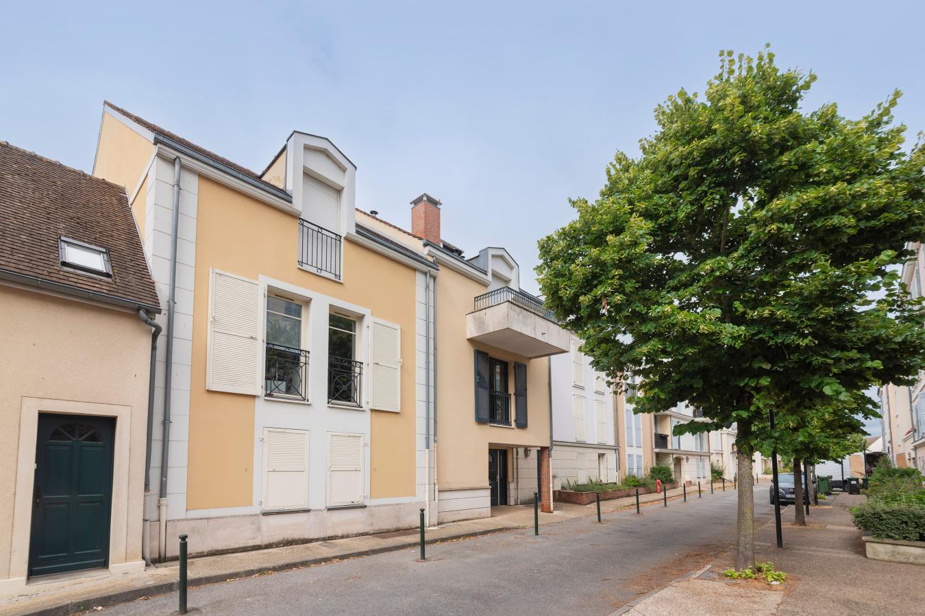 
																			5 pièces – 
																		3ème étage – 115m² - 362 000 € - Photo #0