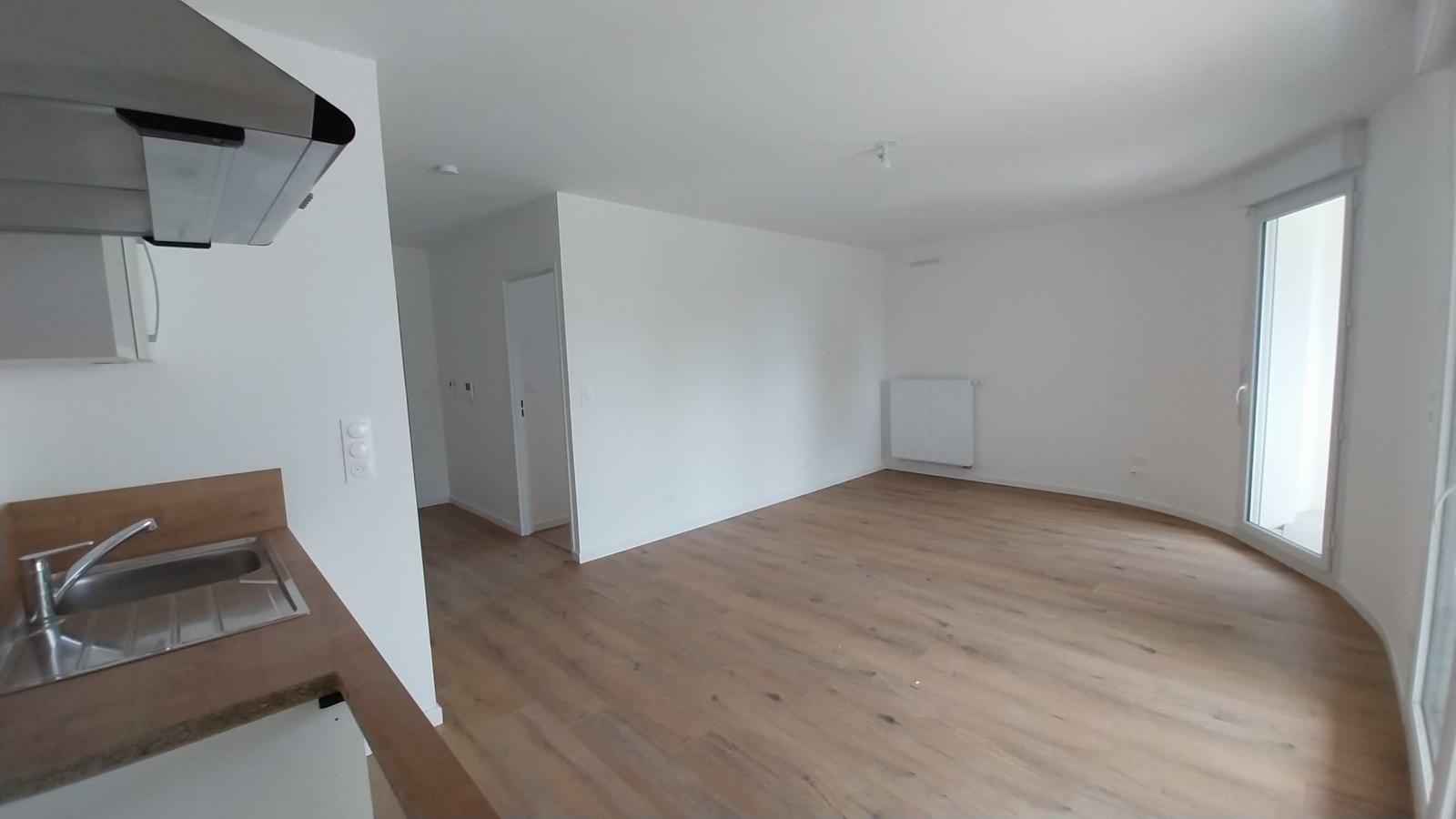 
																																							3 pièces - 
																																						3ème étage - 58m² - 815,55 € - Photo #2