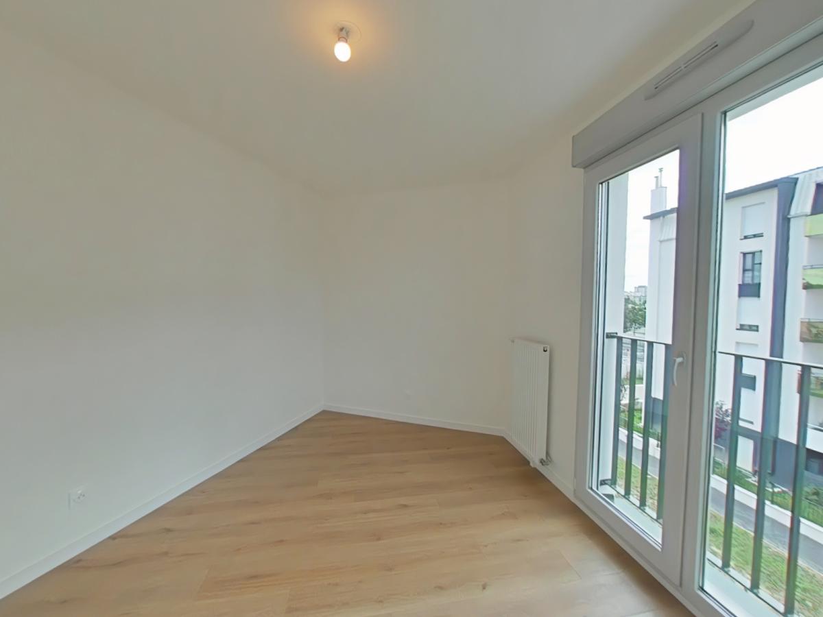 4 pièces - 3ème étage - 78m² - 1 348,75 € - Photo #3