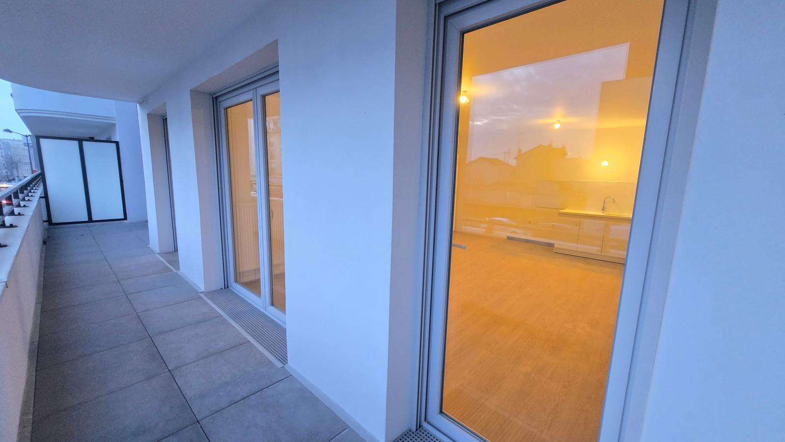 
																																							3 pièces - 
																																						3ème étage - 67m² - 1 380,42 € - Photo #7