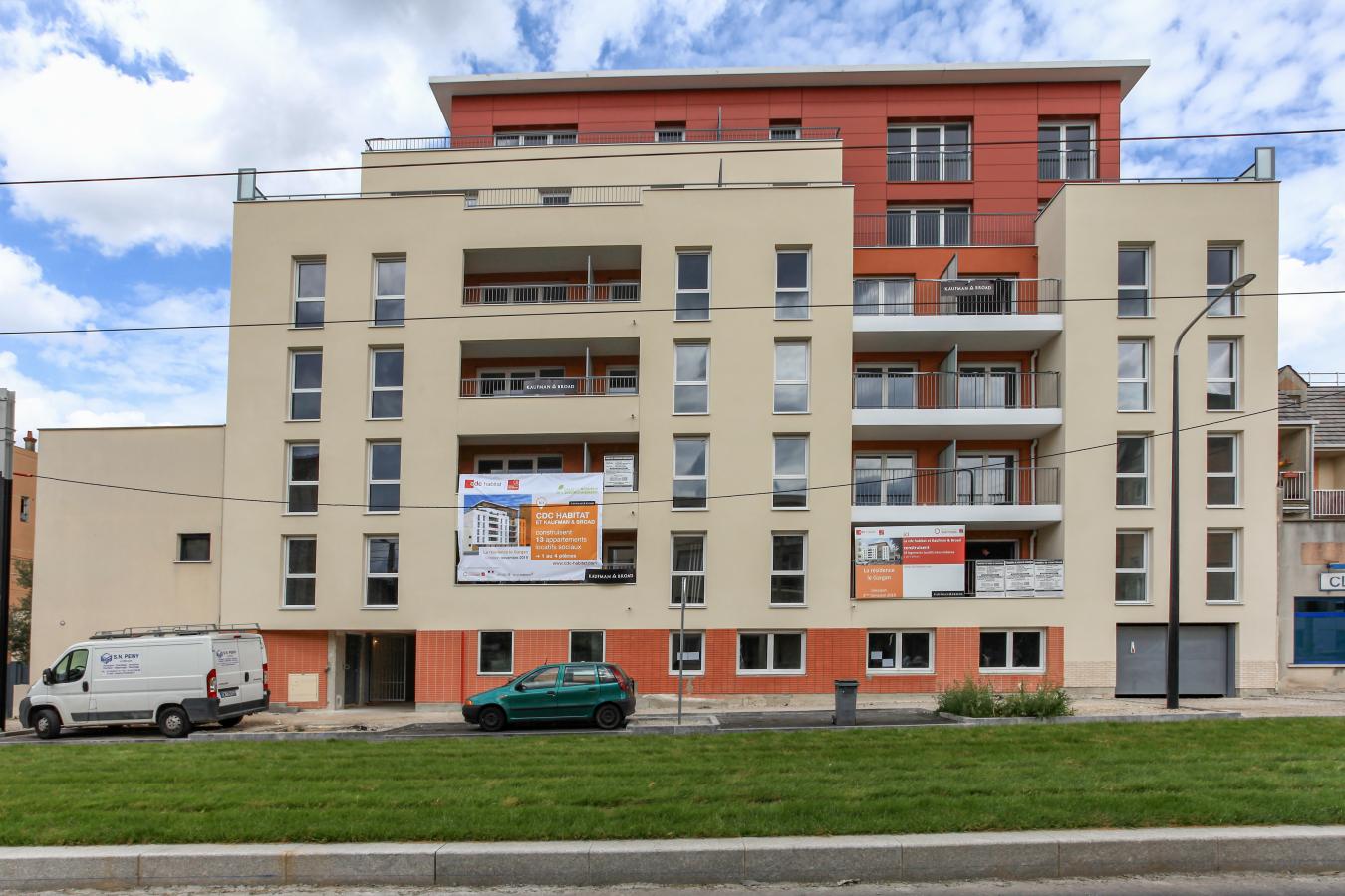 
																																							3 pièces - 
																																						4ème étage - 65m² - 1 112,68 € - Photo #6