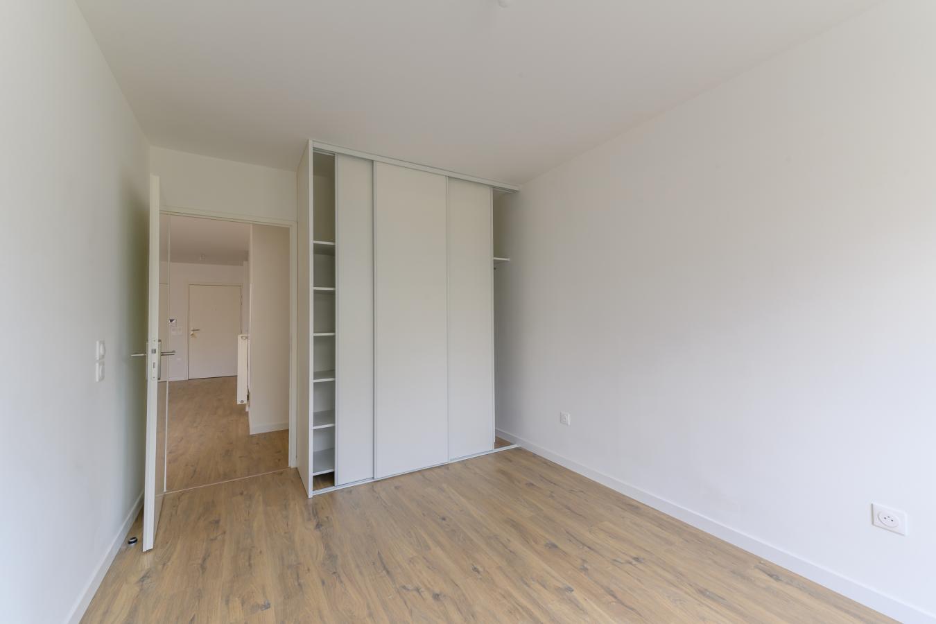 
																			2 pièces - 
																		RDC - 43m² - 1 133,45 € - Photo #4
