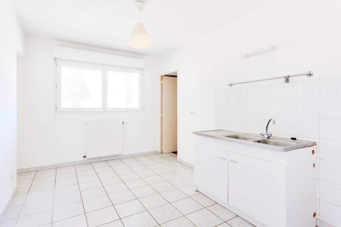 
																			5 pièces - 
																		RDC - 121m² - 1 019,72 € - Photo #1