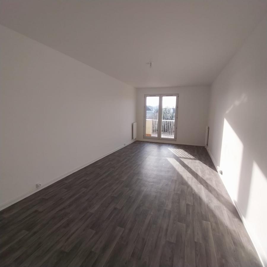 
																			4 pièces - 
																		3ème étage - 105m² - 330 000 € - Photo #0