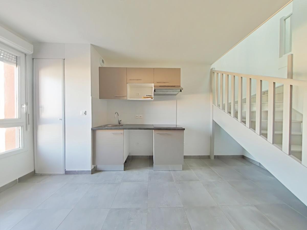 3 pièces - 1er étage - 67m² - 800,80 € - Photo #1