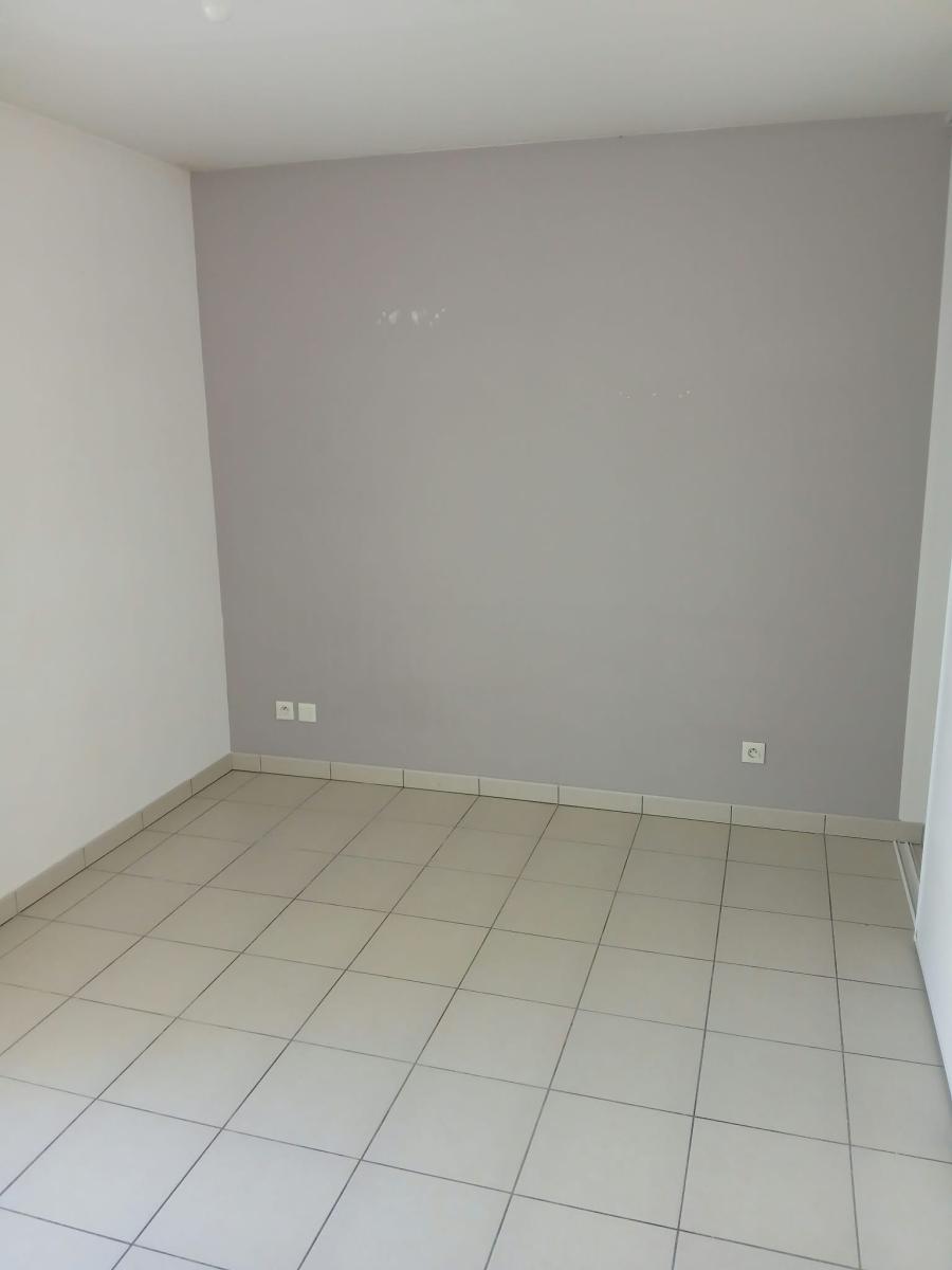 4 pièces - 4ème étage - 90m² - 1 224,62 € - Photo #6
