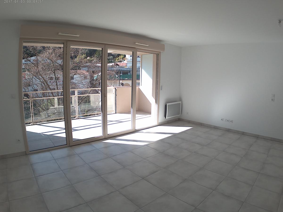 
																			1 pièce - 
																		1er étage - 38m² - 745,92 € - Photo #3