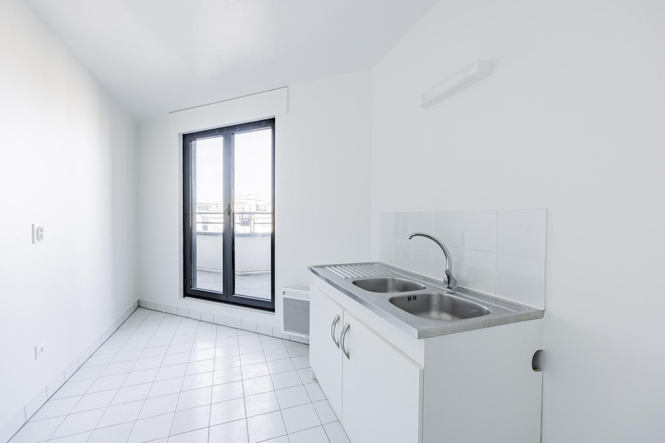 
																																							2 pièces - 
																																						9ème étage - 66m² - 630 000 € - Photo #3