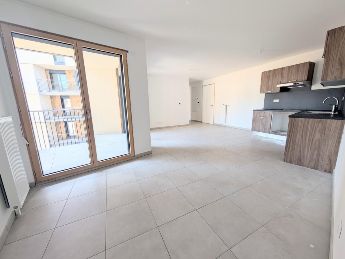 
																																							5 pièces - 
																																						2ème étage - 94m² - 1 398,08 € - Photo #4