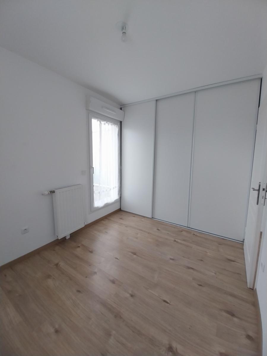 
																			2 pièces - 
																		2ème étage - 46m² - 813,30 € - Photo #4