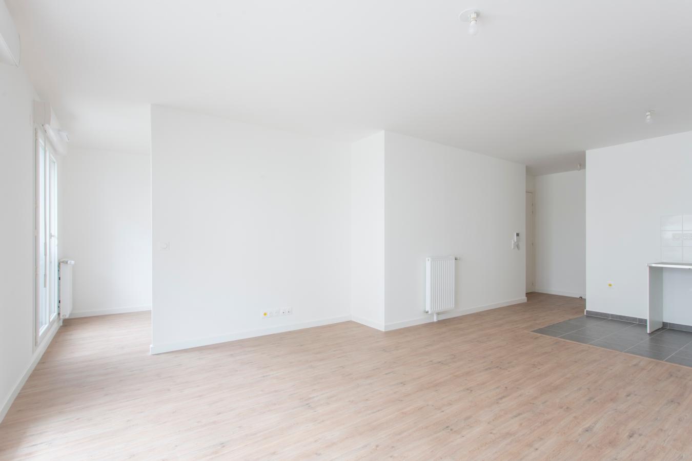 
																																							3 pièces - 
																																						1er étage - 71m² - 1 426,48 € - Photo #2