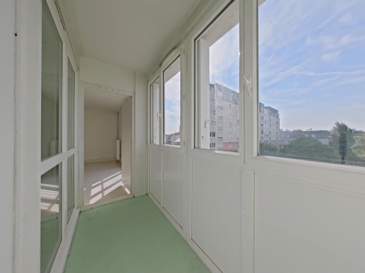 2 pièces - 3ème étage - 53m² - 639,32 € - Photo #2