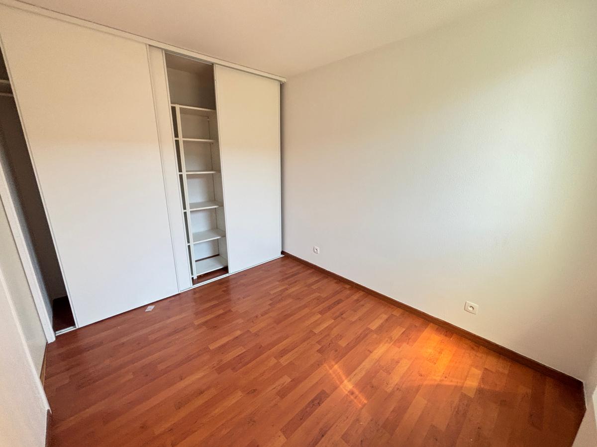 
																			4 pièces - 
																		1er étage - 83m² - 955,23 € - Photo #5
