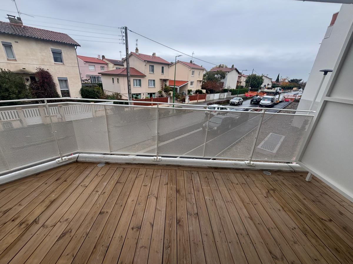 
																			3 pièces - 
																		1er étage - 73m² - 778,60 € - Photo #0