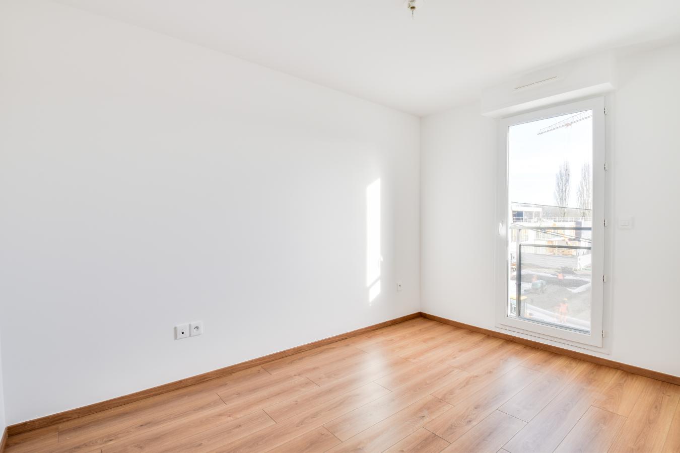 
																																							3 pièces - 
																																						1er étage - 67m² - 1 044,42 € - Photo #1