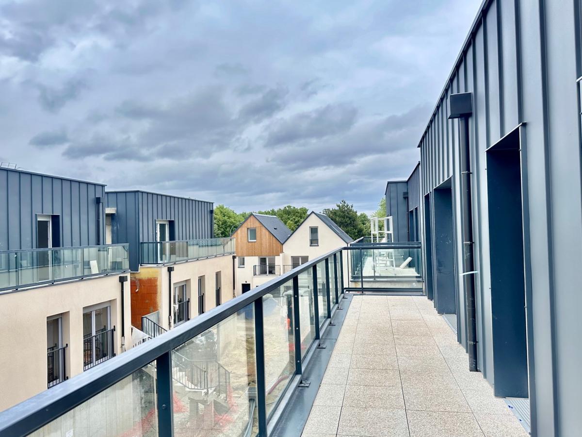 
																			4 pièces - 
																		2ème étage - 87m² - 1 752,47 € - Photo #0