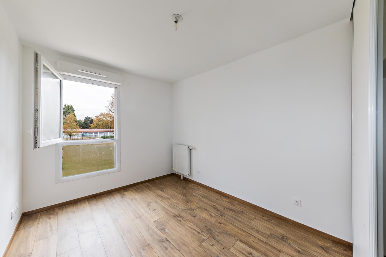 
																			3 pièces - 
																		2ème étage - 64m² - 795,04 € - Photo #2