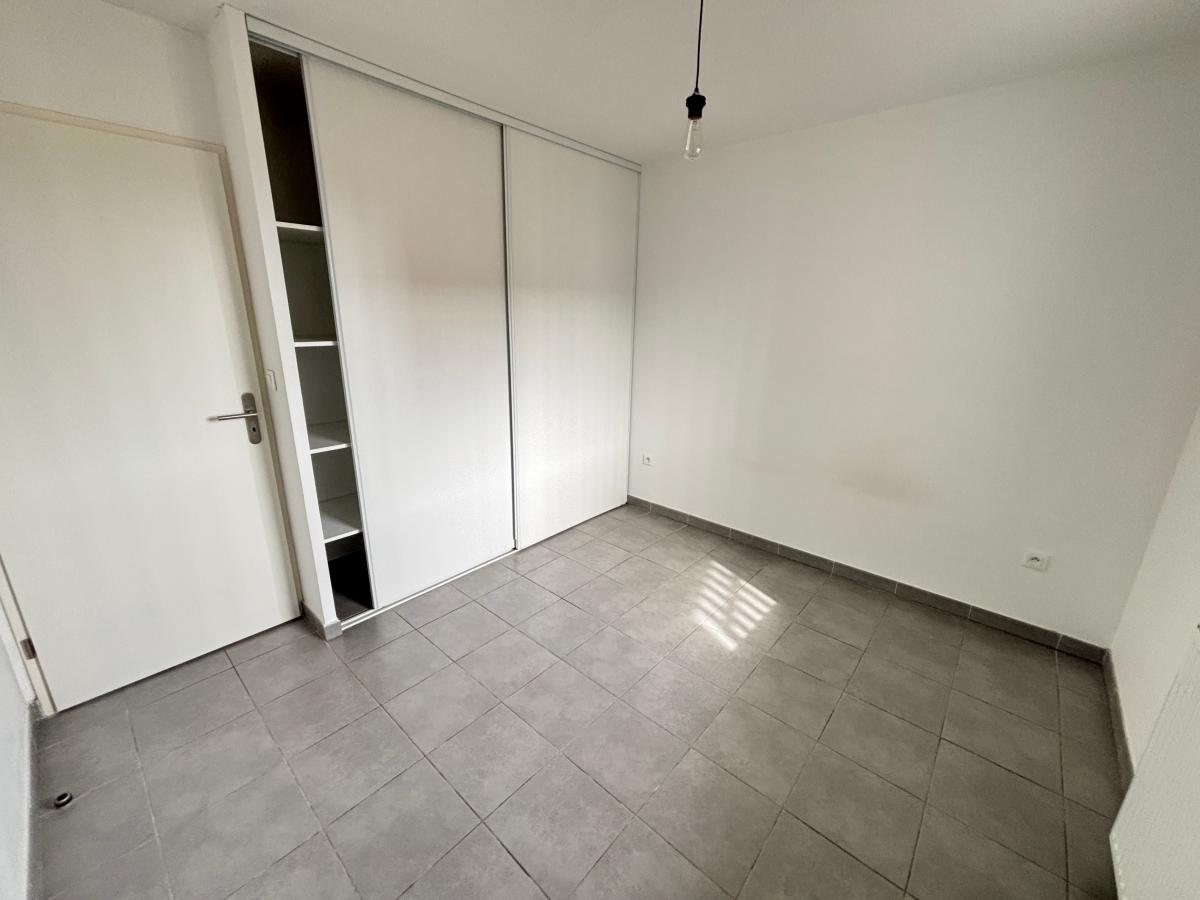 
																																							3 pièces - 
																																						3ème étage - 62m² - 773,38 € - Photo #3