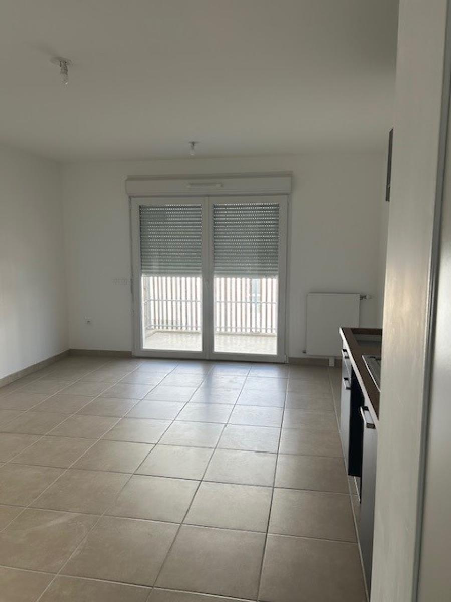 
																																							2 pièces - 
																																						1er étage - 40m² - 506,96 € - Photo #3