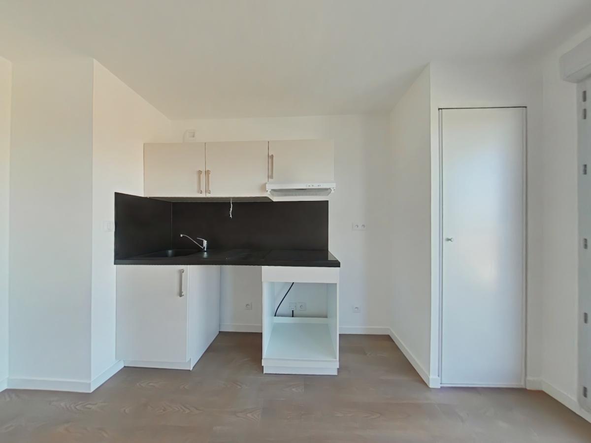 
																																							3 pièces - 
																																						1er étage - 62m² - 795,51 € - Photo #3