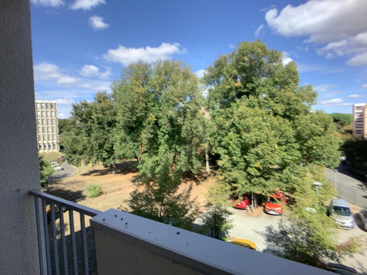 
																																							4 pièces - 
																																						2ème étage - 78m² - 229 000 € - Photo #1