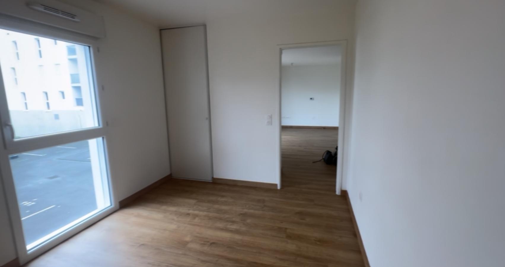 2 pièces - 1er étage - 46m² - 620,00 € - Photo #3