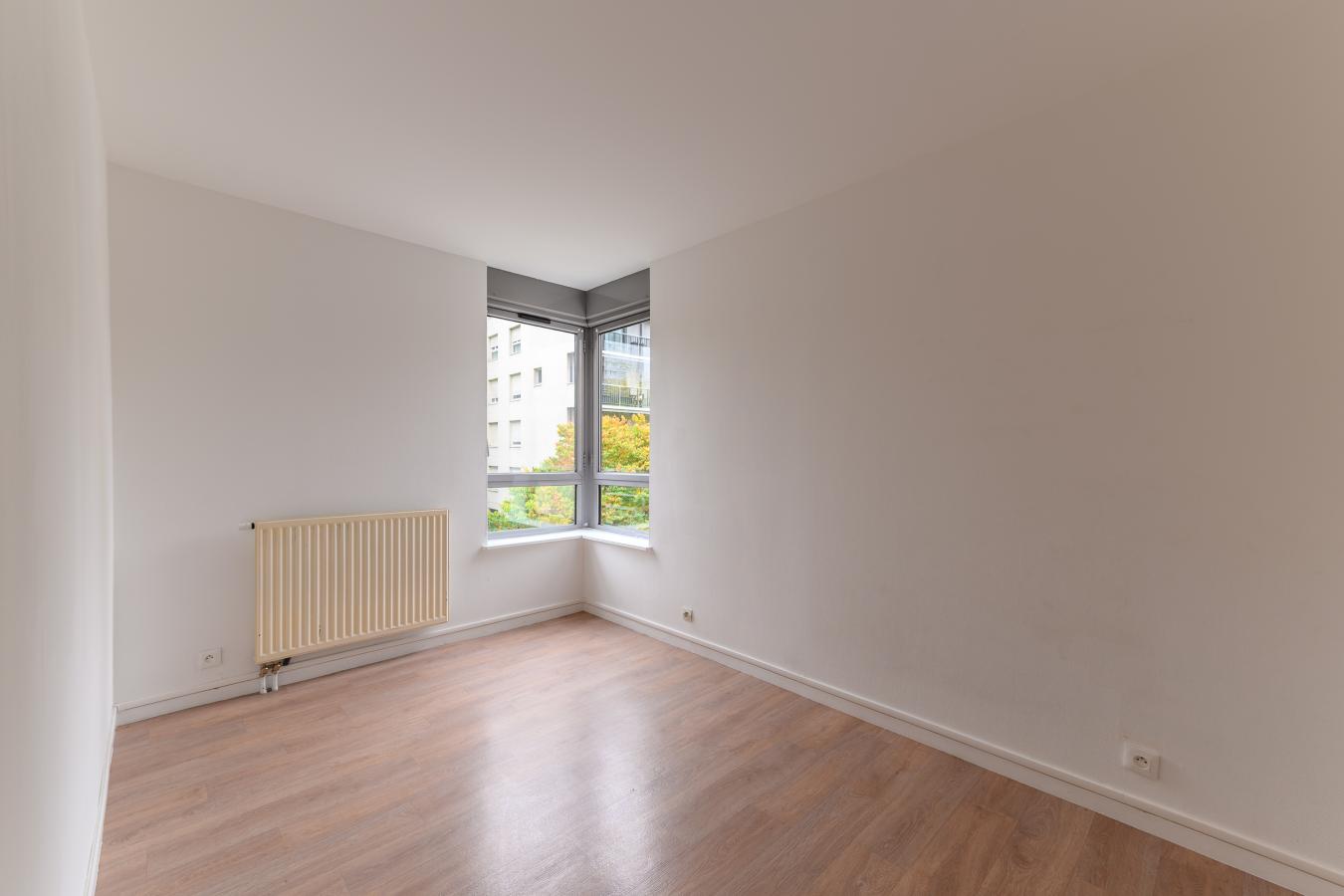 4 pièces - RDC - 95m² - 1 949,67 € - Photo #6