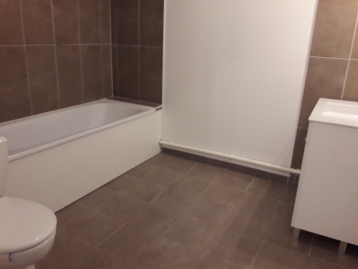 
																																							5 pièces - 
																																						4ème étage - 96m² - 1 325,85 € - Photo #3