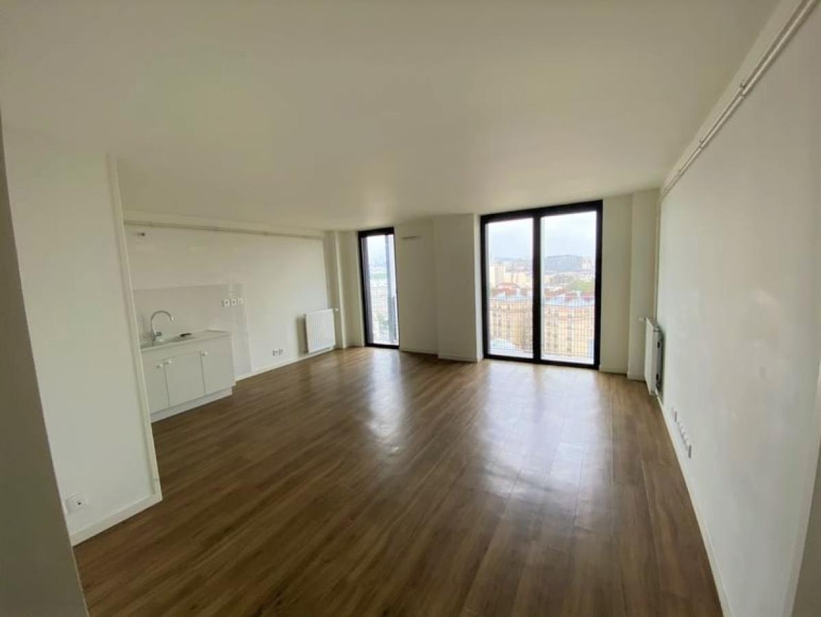 
																			4 pièces - 
																		4ème étage - 82m² - 1 820,52 € - Photo #0