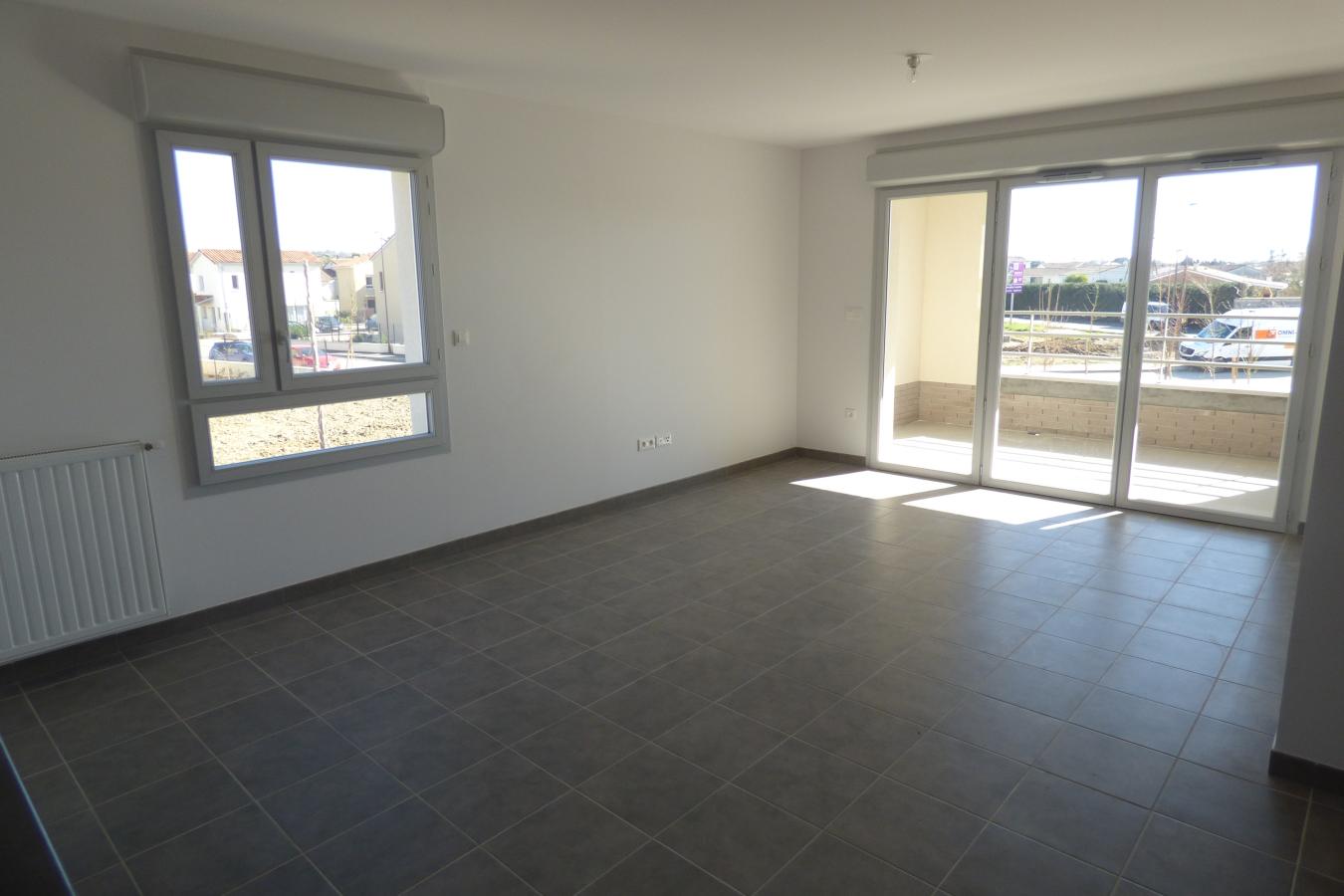 
																																							3 pièces - 
																																						1er étage - 65m² - 700,68 € - Photo #1