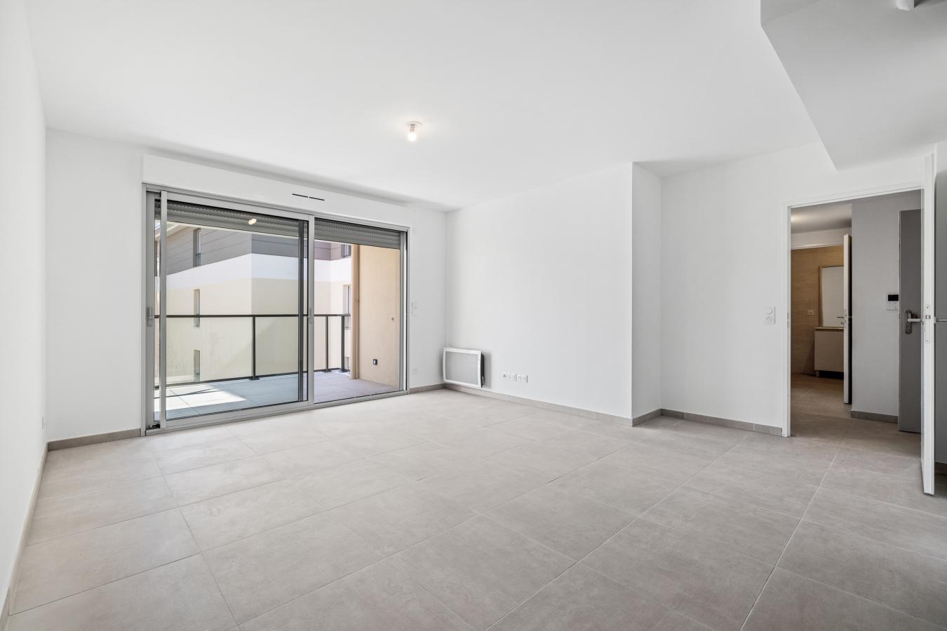 
																																							4 pièces - 
																																						5ème étage - 76m² - 1 999,68 € - Photo #4