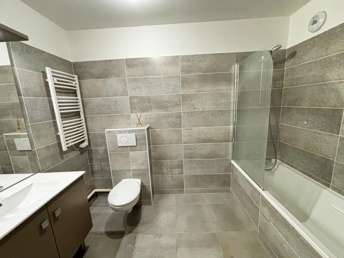 
																			2 pièces - 
																		RDC - 40m² - 1 014,99 € - Photo #5