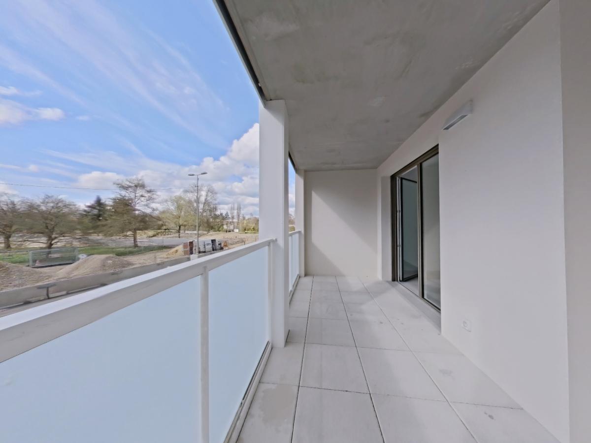 
																																							3 pièces - 
																																						1er étage - 65m² - 869,59 € - Photo #4