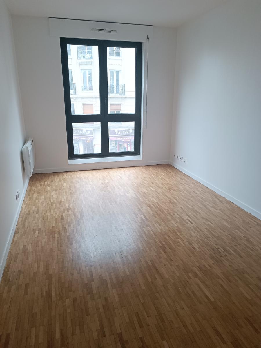 
																			4 pièces – 
																		2ème étage – 105m² - 920 000 € - Photo #4