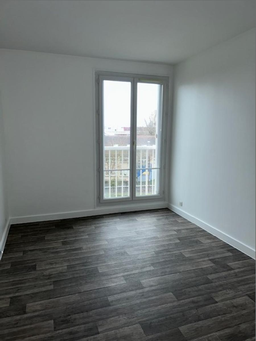 
																			5 pièces – 
																		4ème étage – 99m² - 455 000 € - Photo #6