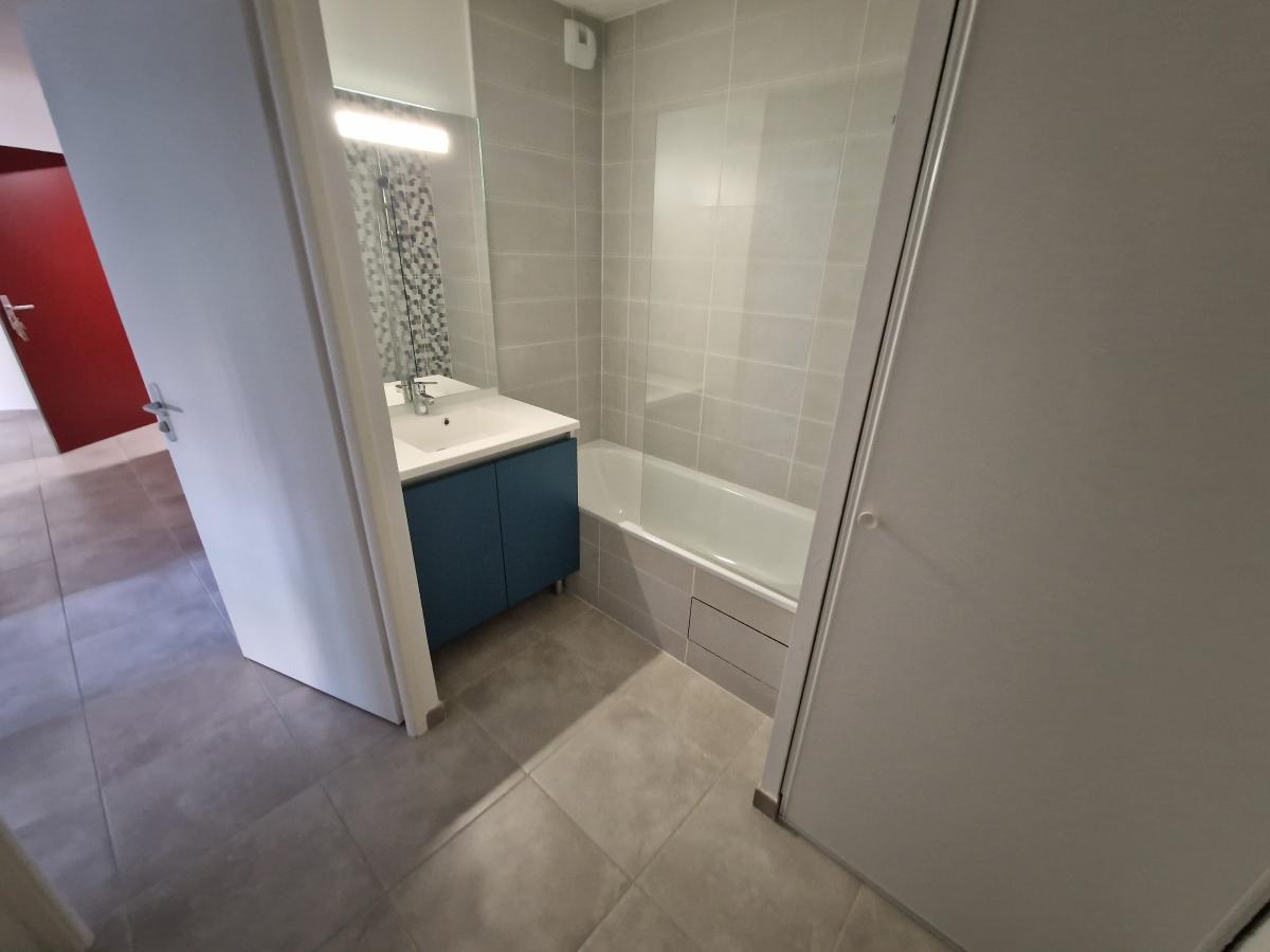 
																																							3 pièces – 
																																						RDC – 57m² - 634,87 € - Photo #1