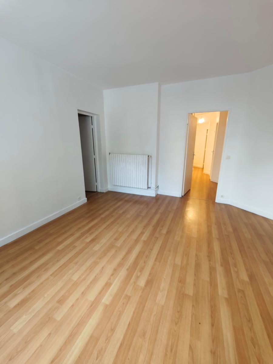 3 pièces - RDC - 67m² - 1 528,93 € - Photo #2