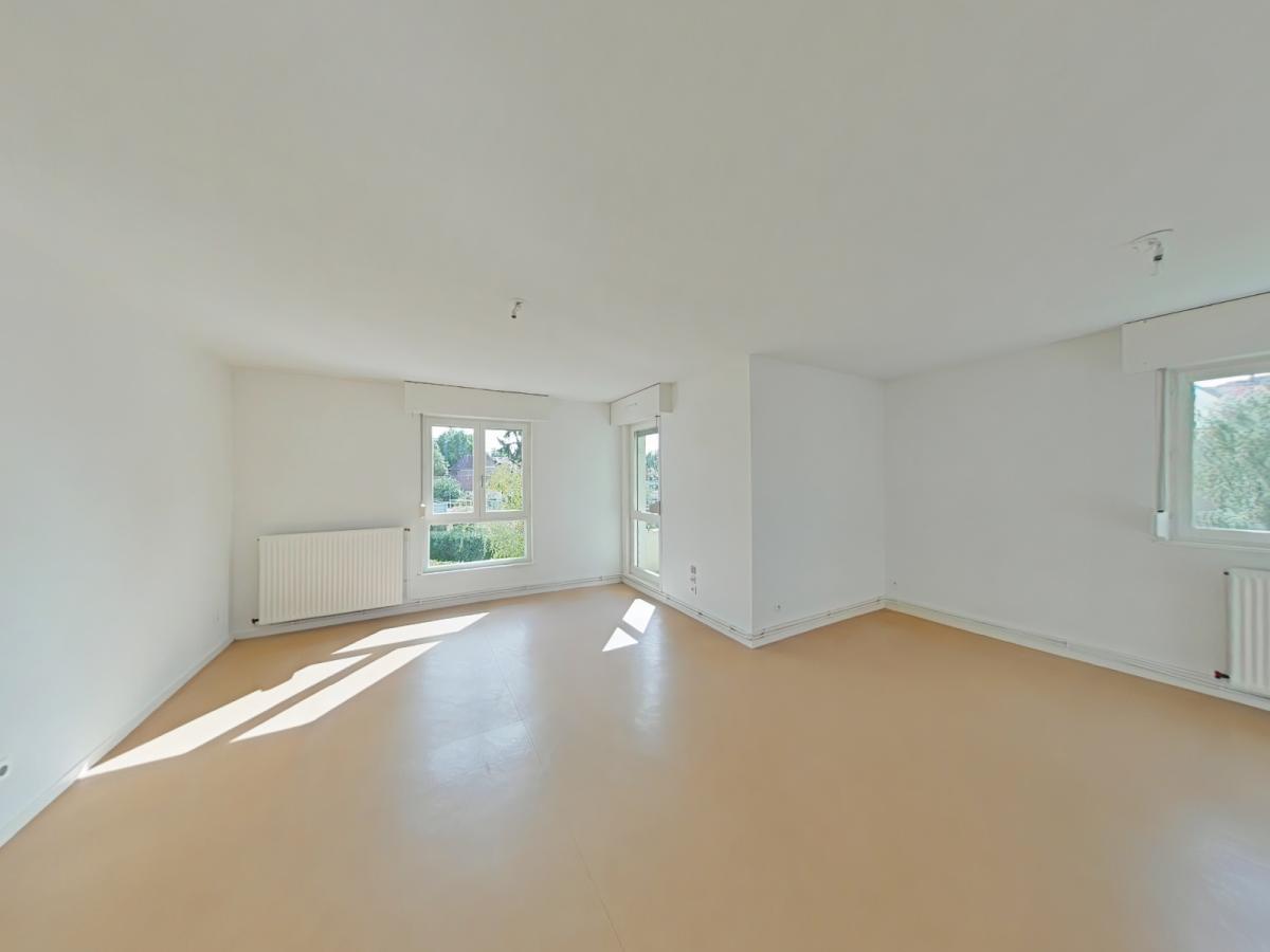 4 pièces - 1er étage - 83m² - 747,46 € - Photo #5