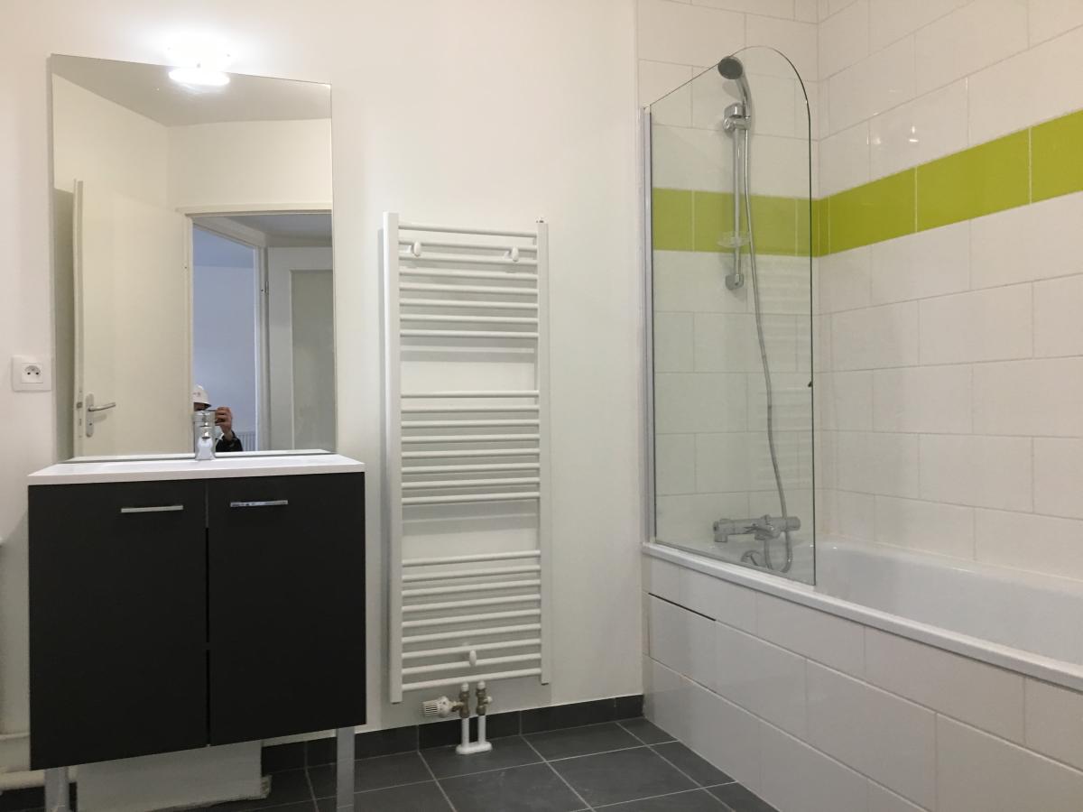 
																																							3 pièces - 
																																						RDC - 65m² - 733,10 € - Photo #3