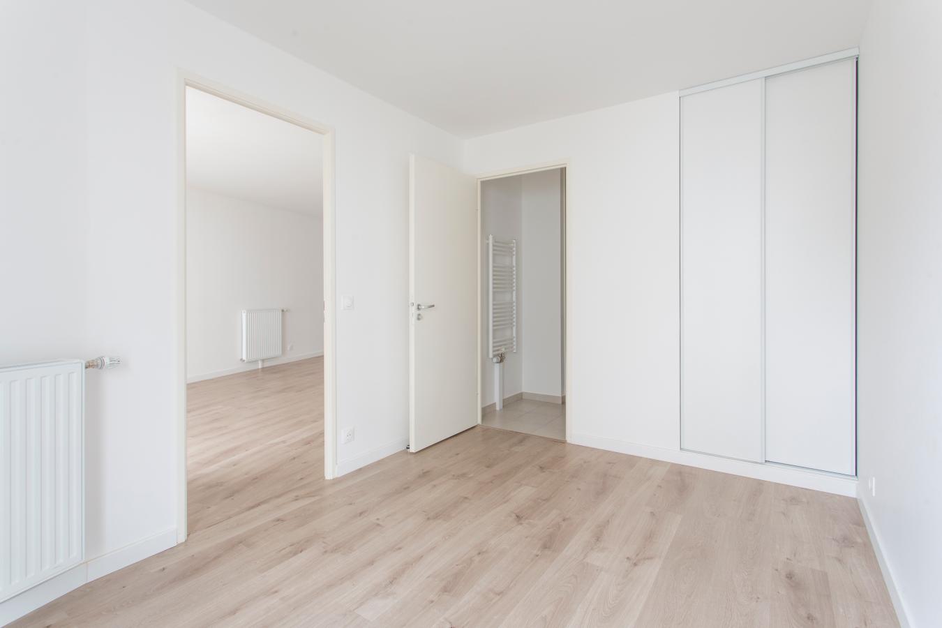 
																																							3 pièces - 
																																						1er étage - 71m² - 1 426,48 € - Photo #6