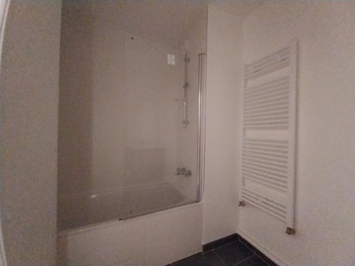 
																																							3 pièces - 
																																						7ème étage - 66m² - 897,47 € - Photo #2