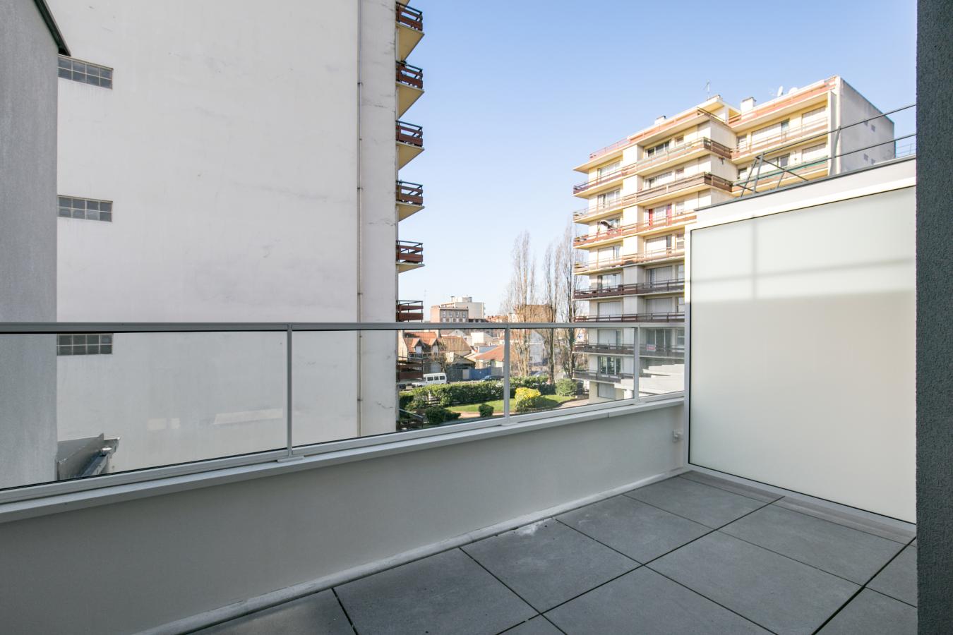 
																																							4 pièces - 
																																						3ème étage - 81m² - 1 371,13 € - Photo #5