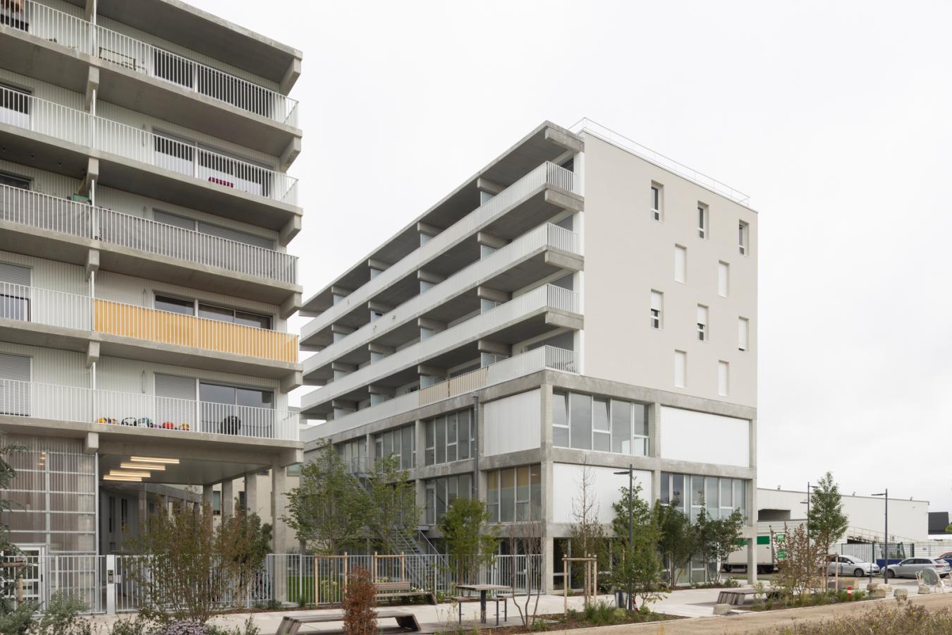 
																																							3 pièces - 
																																						5ème étage - 70m² - 878,10 € - Photo #7