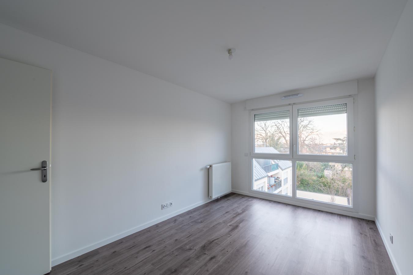 
																																							4 pièces - 
																																						4ème étage - 87m² - 1 424,97 € - Photo #3